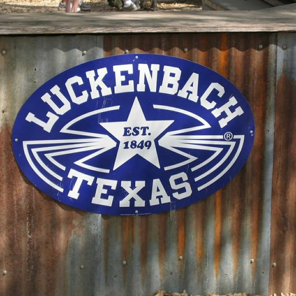 Meet your Posher, Tracy - Picture 4 of 5